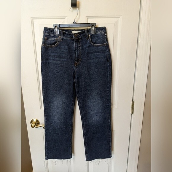 Harper High Rise Distressed Straight Ankle jeans - 29 - Picture 3 of 6